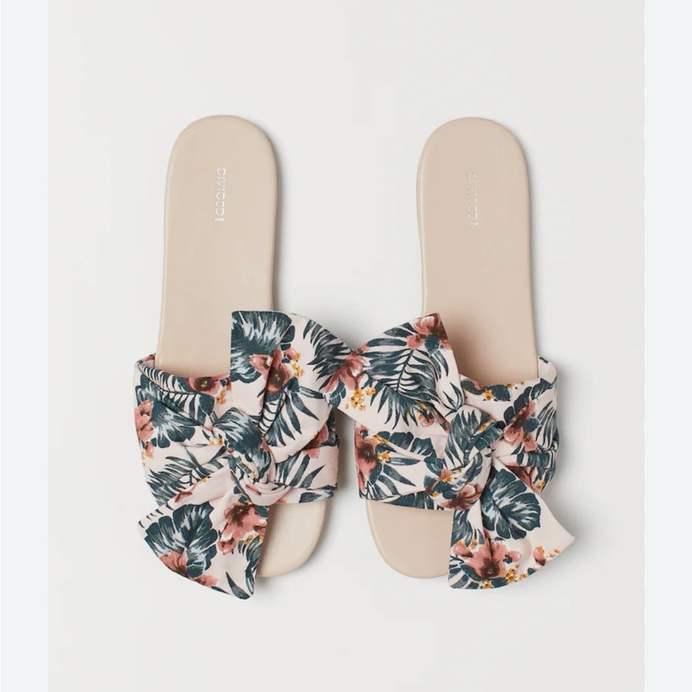 H&M Sandals - Picture 6 of 15